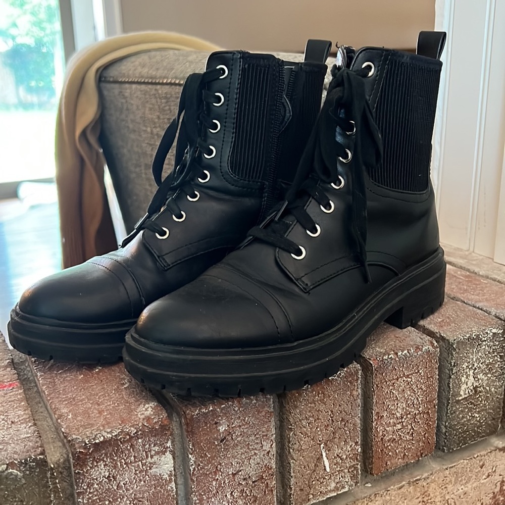 Circus by Sam Edelman Giovanny Combat Boot